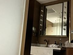 -喆·啡酒店(北京劲松双井地铁站店)