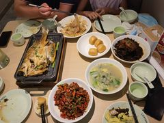 炼乳小馒头-吕氏疙瘩汤·海鲜新鲁菜(凯德mall新都心店)