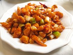 -鑫巴蜀小镇 · 水煮鱼专研店(玉桥店)