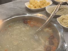 -光头药膳鸡(莱茵小镇店)