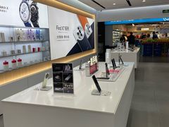 -百联临沂购物中心(临沂路店)