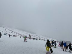 -鳌山滑雪度假区