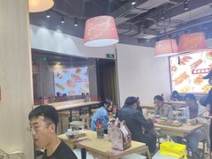 -魔都三兄弟酸辣粉·蘸卤炸串(虹桥万科店)