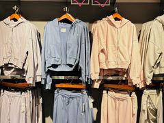 -Abercrombie&Fitch(德基广场店)
