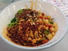 -侯志伟老街炒鸡(广济街店)