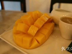 -Make Me Mango Tha Tian