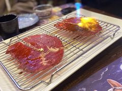 铺天盖地顶级澳牛肉火焰寿司-仙隐小鹿中華の日料(正弘城店)