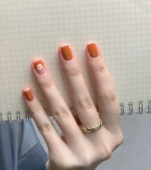 -悦指间美甲美睫