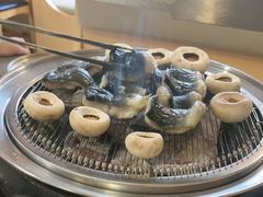 -围炉肉舍•炭烤活鳗•丹东海鲜烤肉(步行街店)