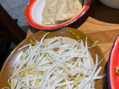 -楚东君•襄阳牛肉面牛杂煲(陆家嘴正大店)