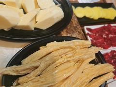 -牛鼎记潮汕牛肉火锅(阳朔店)