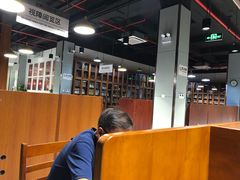 -上海市虹口区图书馆(曲阳分馆)