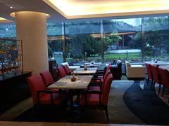 -亮马河饭店翠雅咖啡厅