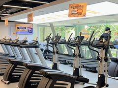 -超鹿运动(达信大厦店)