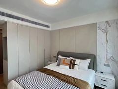 -红星美凯龙全球家居生活广场卡子门店-停车场