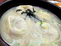饺子雪浓汤-神仙雪浓汤(明洞店)