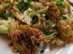 -范二妹独特烧烤夜宵城(宜宾总店)