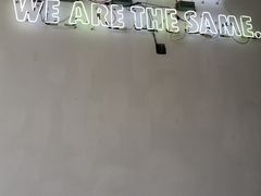 -UNI UNI(环亚凯瑟琳店)