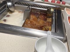 -海底捞火锅鲜切牛肉主题店(长寿路店)