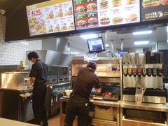 -汉堡王(下沙银泰店)
