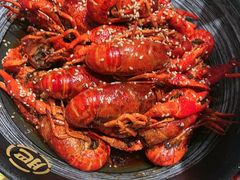 -肥肥虾庄·金牌油焖大虾(杨园滨江时代walk店)
