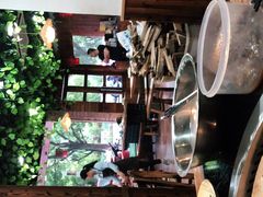 -三里屯土灶炖公鸡地锅鸡(江东店)