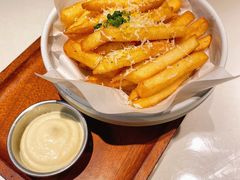 -阿妮叶李(光谷世界城店)