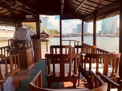 -Kha Mu Charoensang(Silom)