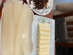 -聚首堂·特色小吃·肘子(什刹海德胜门店)