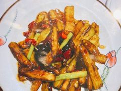 -辣小妮de川菜馆(红旗Mall店)