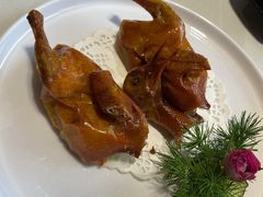 金牌脆皮乳鸽-味可道美食坊(福基路店)