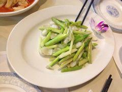 上汤芦笋-汇泉王朝大饭店-旋转餐厅(南海路店)
