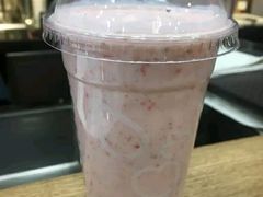 红颜草莓雪梨汁-Mr.Fruits水果先生(朝阳门悠唐店)