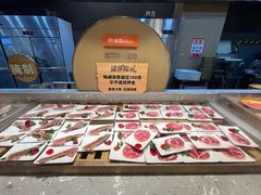 -山焱·炭火自助烤肉(周浦万达店)