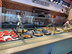 自助取餐区-新四方美食城(中山店)