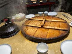 -万里闯关东铁锅炖菜馆(高新旗舰店)