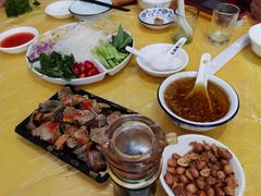 -官塘陈记鱼生·潮汕砂锅粥·牛肉火锅(潮枫路总店)