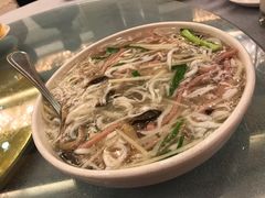 -山明水秀大饭店