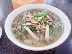 雪菜肉丝面-张一品食府