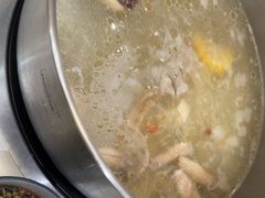 -喃喃椰·糟粕醋·椰子鸡火锅(七堡花园店)