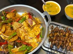 -尕胡才炕锅烤羊肉馆(八一路店)