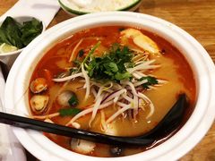 酸辣海鲜汤河粉-米纸越南小馆(金鹰世界店)