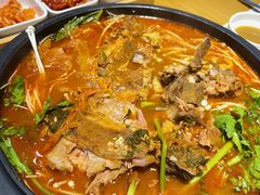 辣白菜脊骨火锅-韩香福脊骨汤锅(上杭路店)