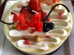 -红宝石·鲜奶小方·海派西点房(南丹店)