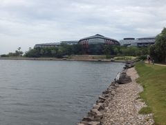 -上海滴水湖皇冠假日酒店