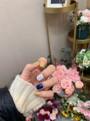 -爱小小美甲美学