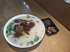 -阿达师傅鱼汤面