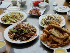 -微山岛春天里酒家