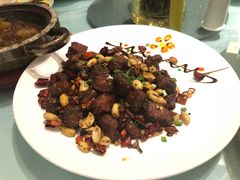 黑椒牛肉粒-粤域茶餐厅