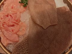 -牛YO寿喜烧·铁板烧和牛火锅自助(市府恒隆店)